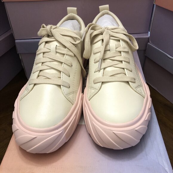 Lisa Vicky GOGETEM -V In Cream Sheep Nappa Size 7.5 - Picture 2 of 6